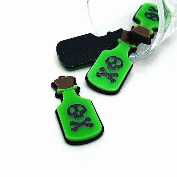 1, 4 or 20 Pieces: Green Poison Bottle with Skull and Bones Pendant