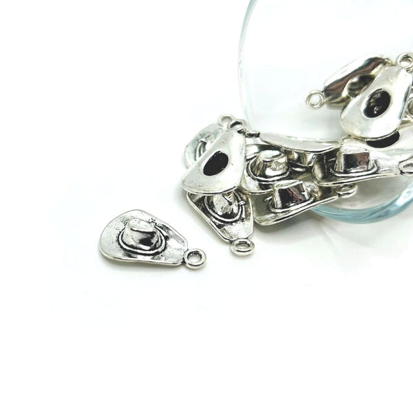 4, 20 or 50 Pieces: Silver Steer Cattle Skull Pendant Charms – Guerrilla  Charm