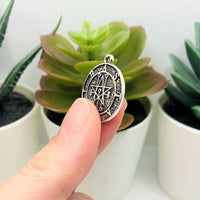 1, 4, 20 or 50 Pieces: Antiqued Silver Astaroth Demon Sigil Pendant Charm