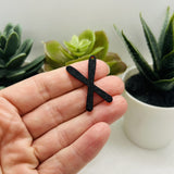 3D Red Crossed Ski Charms, 32x20 mm