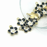 1, 4, 20 or 50 Pieces: Black and White Flower Charms