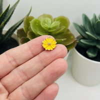 1, 4, 20 or 50 Pieces: Small Yellow and Gold Flower Charms