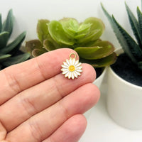 White Daisy Flower Charms, 16x13mm