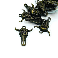 4, 20 or 50 Pieces: Bronze Cattle Steer Skull Charms