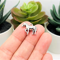 1, 4, 20 or 50 Pieces: Silver Standing Horse Charms