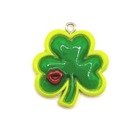 St. Patrick's Day Green Resin Four-Leaf Clover, Kiss me I'm Irish, 27x27mm