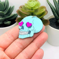 1, 4 or 20 Pieces: Blue Skull with Heart Eyes Charms - Double Sided
