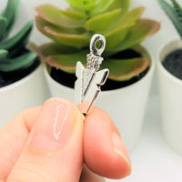 4, 20 or 50 Pieces: Silver Arrowhead Charms - Double Sided