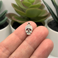 4, 20 or 50 Pieces: Small Silver Skull Charms
