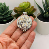 4 or 20 Pieces: Bright Silver Gear Aromatherapy Essential Oil Diffuser Lockets