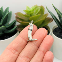 4, 20 or 50 Pieces: Silver Standing Otter 3D Charms