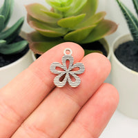 4, 20 or 50 Pieces: Silver Daisy Flower Charms
