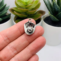 4, 20 or 50 Pieces: Silver Baseball Mitt Sports Glove 3D Charms