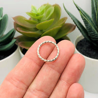 4, 20 or 50 Pieces: Silver Circle Closed Decorative Jump Rings