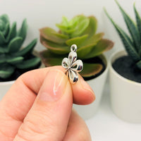 4, 20 or 50 Pieces: Silver Daisy Flower Charms
