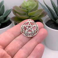 4, 20 or 50 Pieces: Silver Celtic Knot Pentacle Charms