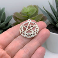 4, 20 or 50 Pieces: Silver Celtic Knot Pentacle Charms