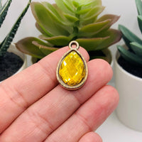 4, 20 or 50 Pieces: Yellow and Gold Acrylic Teardrop Charms