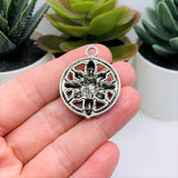 4, 20 or 50 Pieces: Silver Round Skull Pendant Charms